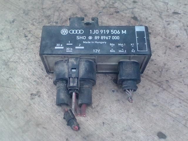 bontott VW POLO IV Hűtőventilátor Relé