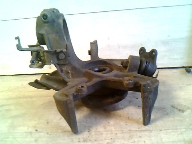 bontott VW POLO IV Jobb első Csonkállvány Kerékaggyal