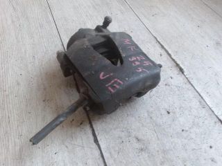 bontott VW POLO IV Jobb első Féknyereg Munkahengerrel