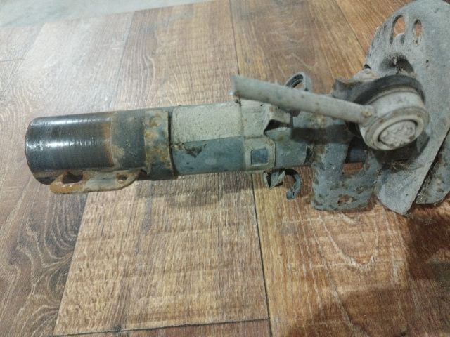 bontott VW POLO IV Jobb első Lengéscsillapító