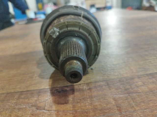 bontott VW POLO IV Jobb Féltengely