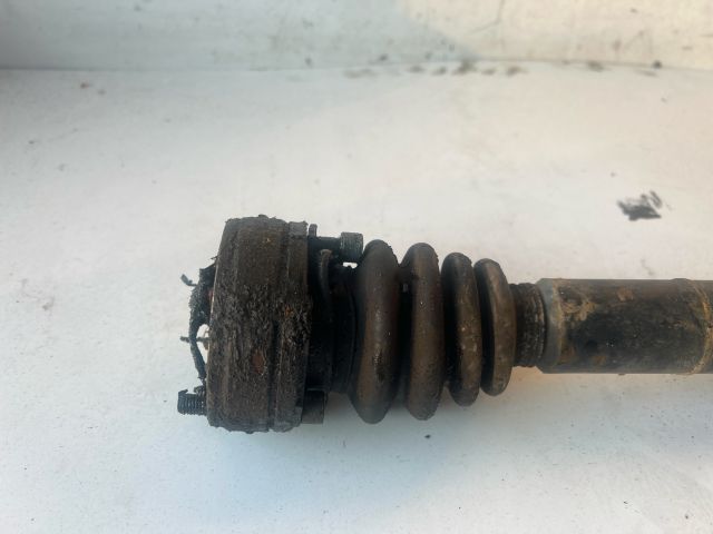 bontott VW POLO IV Jobb Féltengely