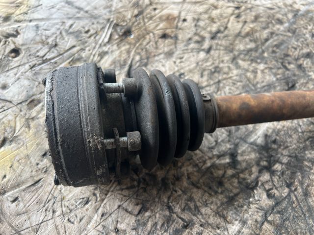 bontott VW POLO IV Jobb Féltengely