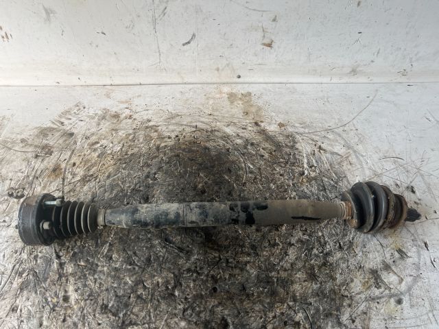 bontott VW POLO IV Jobb Féltengely