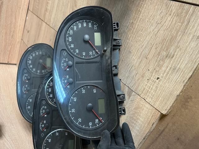 bontott VW POLO IV Kilométeróra