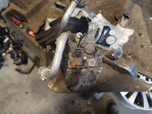 bontott VW POLO IV Klímakompresszor