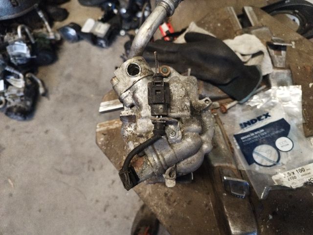 bontott VW POLO IV Klímakompresszor