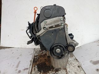 bontott VW POLO IV Komplett Motor (Segédberendezésekkel)