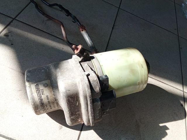 bontott VW POLO IV Kormányszervó Motor (Hidraulikus)