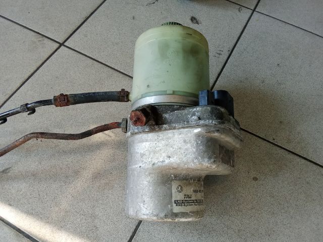 bontott VW POLO IV Kormányszervó Motor (Hidraulikus)