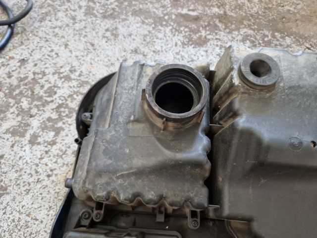 bontott VW POLO IV Légszűrő Ház