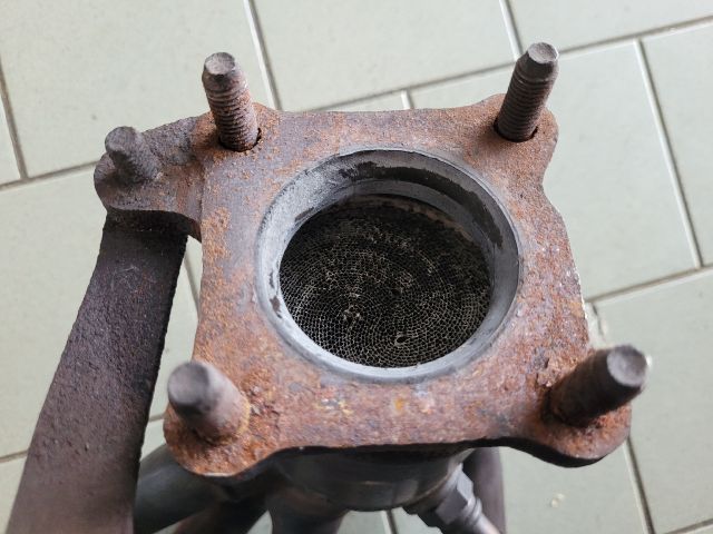 bontott VW POLO IV Leömlő (Soros)