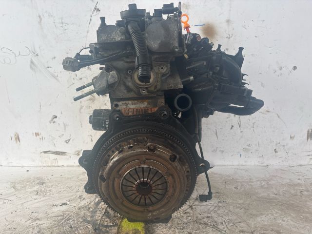 bontott VW POLO IV Motor (Fűzött blokk hengerfejjel)