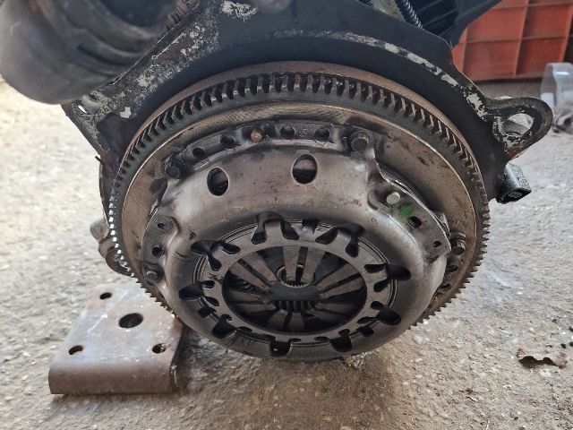 bontott VW POLO IV Motor (Fűzött blokk hengerfejjel)