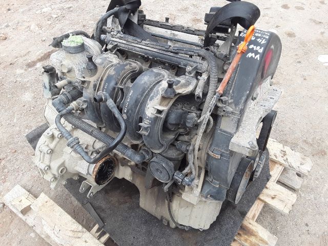 bontott VW POLO IV Motor (Fűzött blokk hengerfejjel)