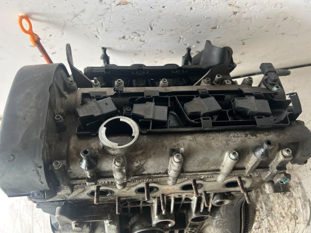 bontott VW POLO IV Motor (Fűzött blokk hengerfejjel)