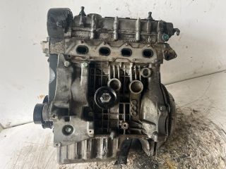 bontott VW POLO IV Motor (Fűzött blokk hengerfejjel)