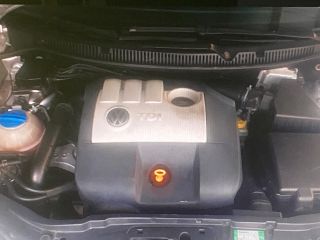 bontott VW POLO IV Motor (Fűzött blokk hengerfejjel)
