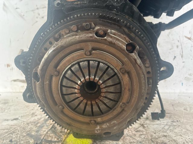 bontott VW POLO IV Motor (Fűzött blokk hengerfejjel)