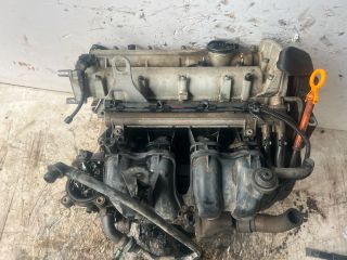 bontott VW POLO IV Motor (Fűzött blokk hengerfejjel)