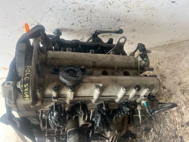 bontott VW POLO IV Motor (Fűzött blokk hengerfejjel)