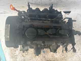 bontott VW POLO IV Motor (Fűzött blokk hengerfejjel)