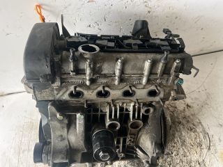 bontott VW POLO IV Motor (Fűzött blokk hengerfejjel)