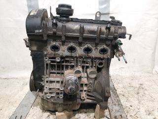 bontott VW POLO IV Motor (Fűzött blokk hengerfejjel)