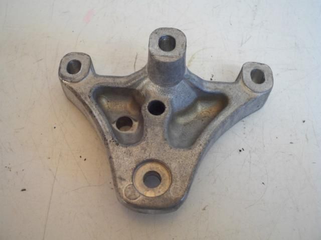 bontott VW POLO IV Motor Tartó Bak (Fém)