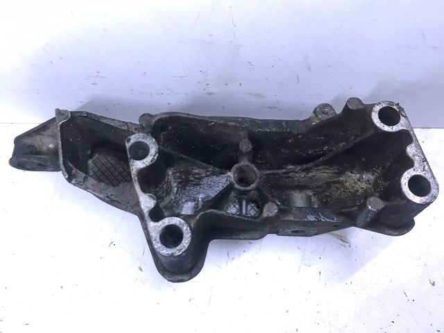 bontott VW POLO IV Motor Tartó Bak (Pozíciófüggetlen)