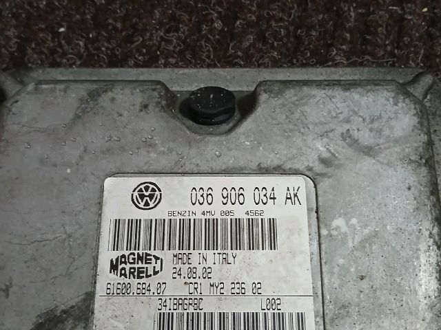 bontott VW POLO IV Motorvezérlő