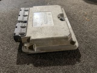 bontott VW POLO IV Motorvezérlő