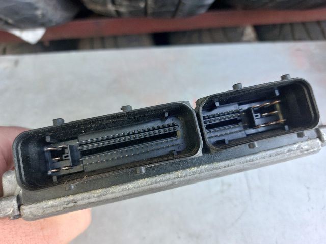 bontott VW POLO IV Motorvezérlő