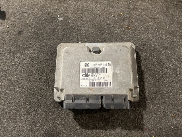 bontott VW POLO IV Motorvezérlő