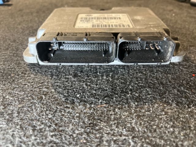 bontott VW POLO IV Motorvezérlő