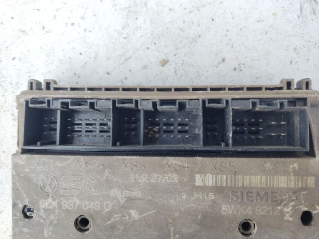 bontott VW POLO IV Motorvezérlő