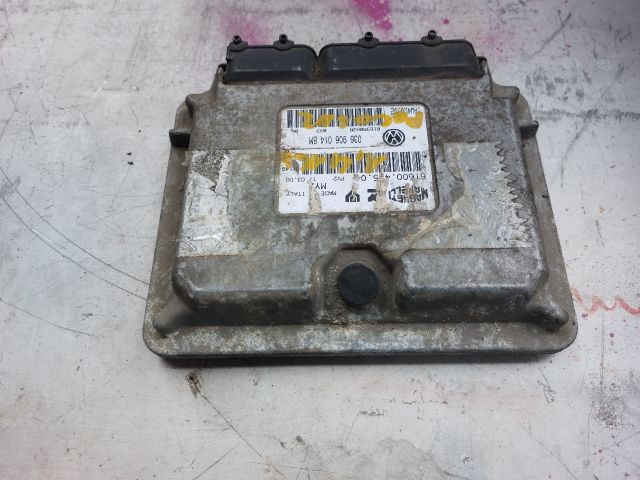 bontott VW POLO IV Motorvezérlő