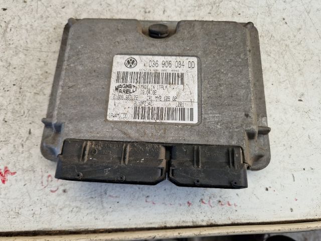 bontott VW POLO IV Motorvezérlő