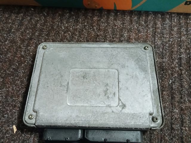 bontott VW POLO IV Motorvezérlő