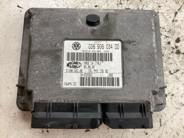 bontott VW POLO IV Motorvezérlő