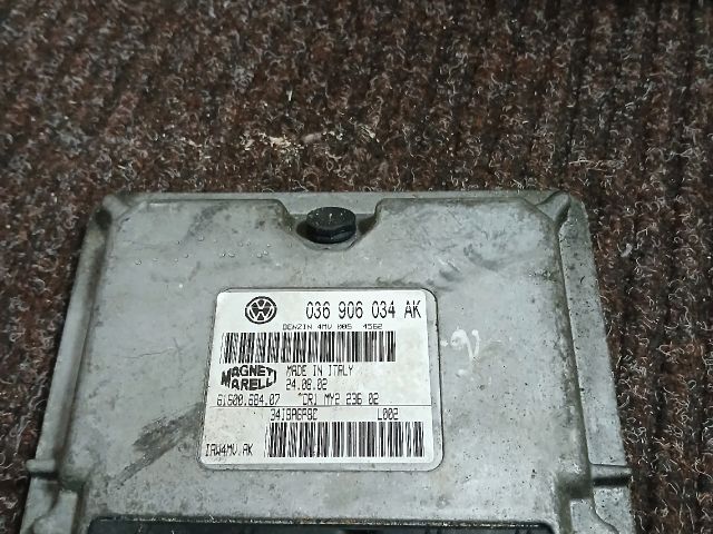 bontott VW POLO IV Motorvezérlő