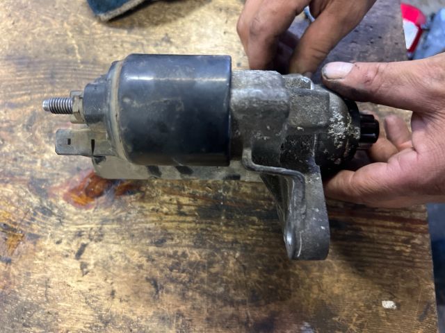 bontott VW POLO IV Önindító