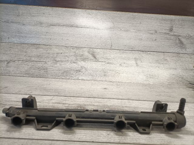 bontott VW POLO IV Porlasztó Sor / Híd