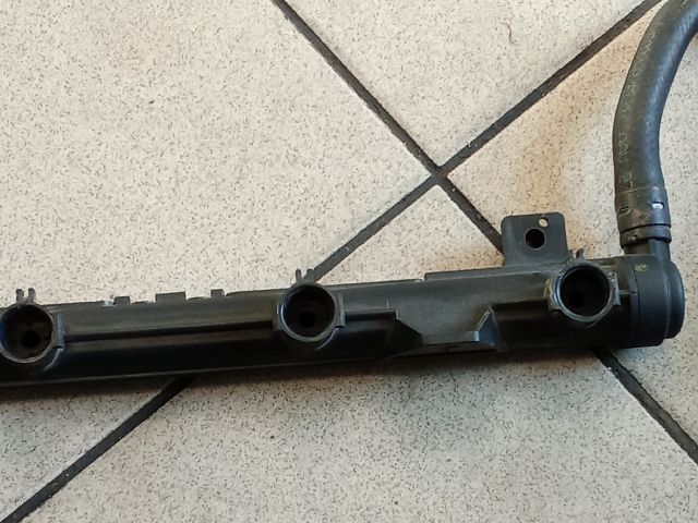 bontott VW POLO IV Porlasztó Sor / Híd