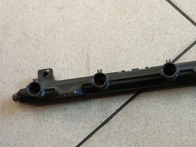 bontott VW POLO IV Porlasztó Sor / Híd