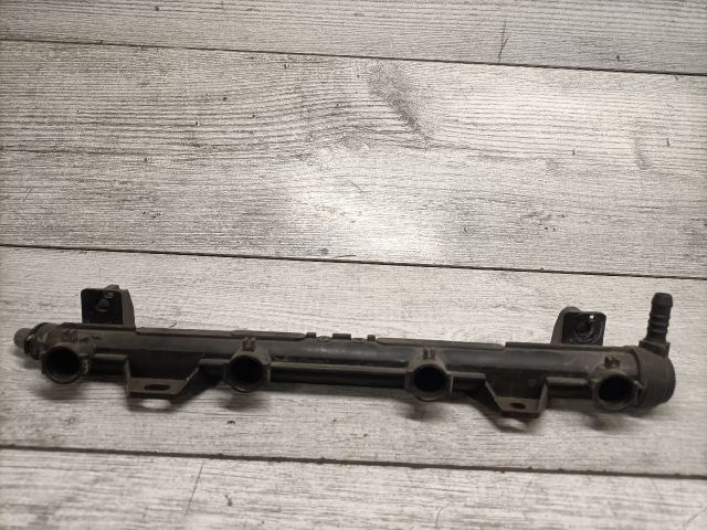 bontott VW POLO IV Porlasztó Sor / Híd