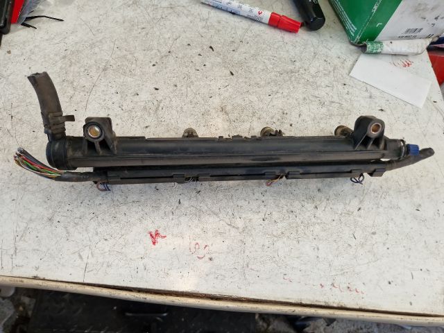 bontott VW POLO IV Porlasztó Sor / Híd