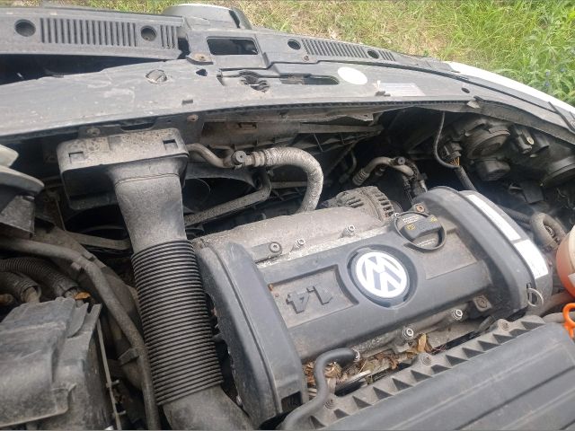 bontott VW POLO IV Termosztátház Csővel