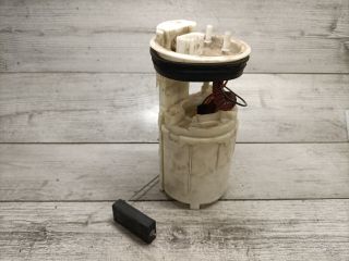 bontott VW POLO IV Üzemanyag Szivattyú