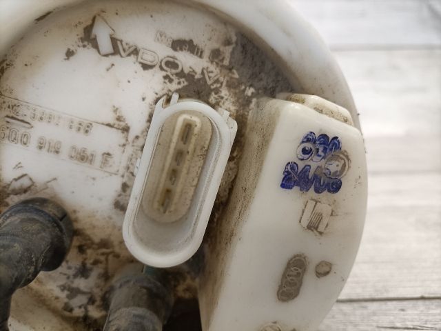 bontott VW POLO IV Üzemanyag Szivattyú